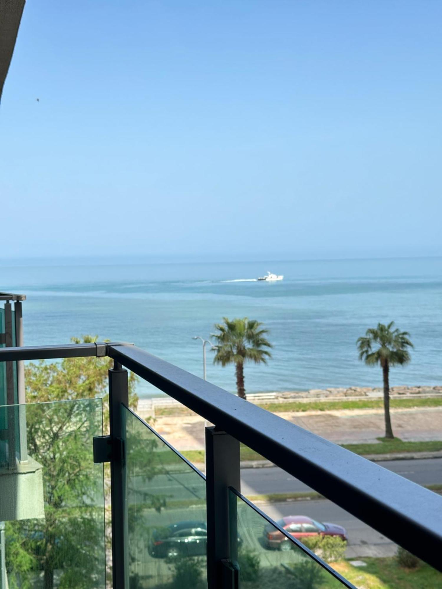 Aqua Batumi 47 Lägenhet Exteriör bild